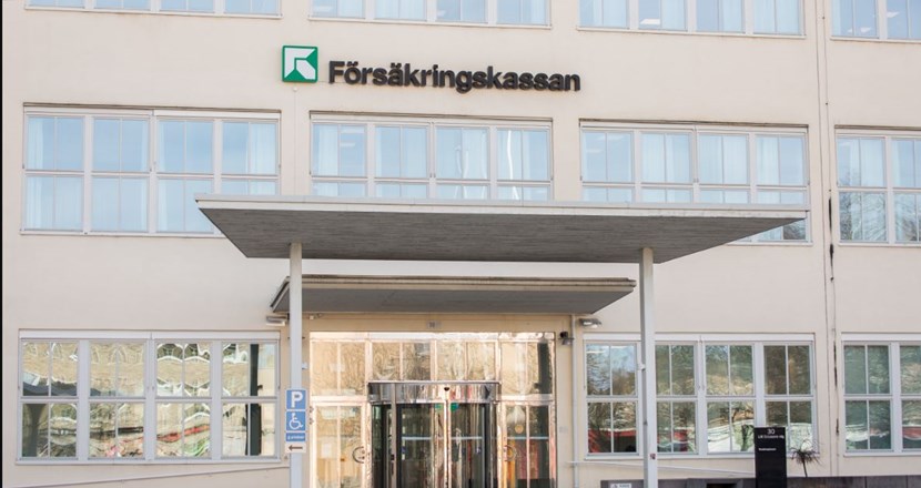Entrén till försäkringskassans huvudkontor vid Telefonplan i Stocholm. Foto.