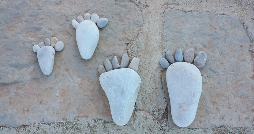 Fötter gjorda av stenar