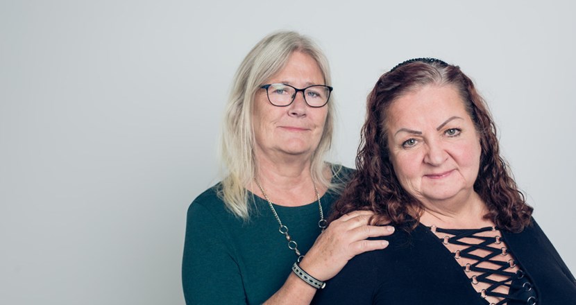 Maria Sverker och Maja Havbring, medlemmar i Neuro. Foto.