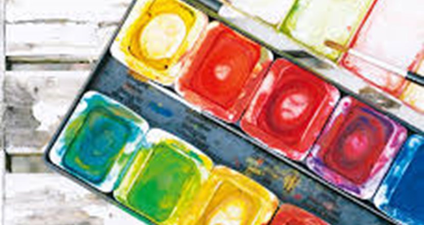 Caféträff med Carina Persson, konstnär och stresshanterare - bild på akvarellfärger i en låda. Foto.