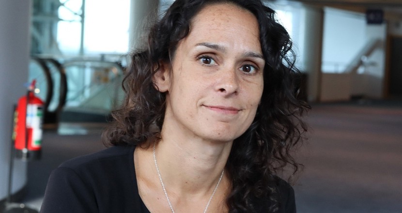 Porträttfoto på Anneli Ozanne.