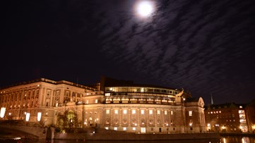 Riksdagshuset i Stockholm, där landets beslut fattas. Foto: Håkan Sjunnesson