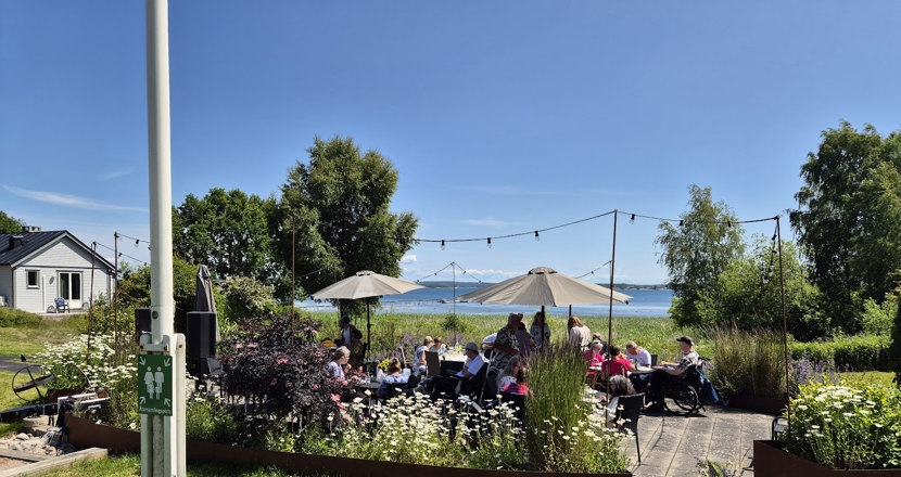 Strannegården utsikt över havet